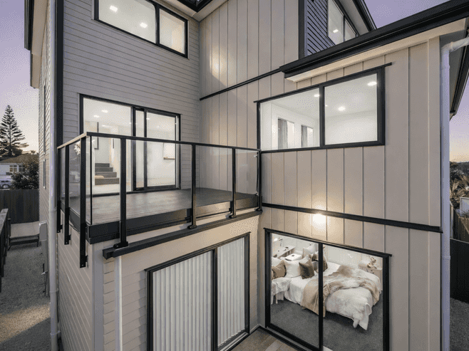 31D Waddell Avenue, Point England