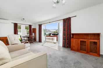 1/8 Kew Grove, Wainuiomata