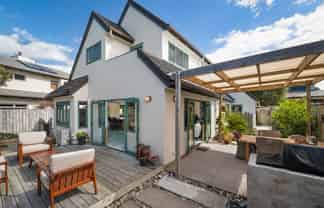 3A Tuhua Place, Bowentown