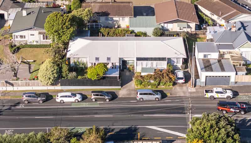 8 Omata Road, Westown