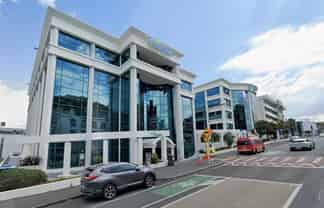 Functional & Professional | Carlton Gore