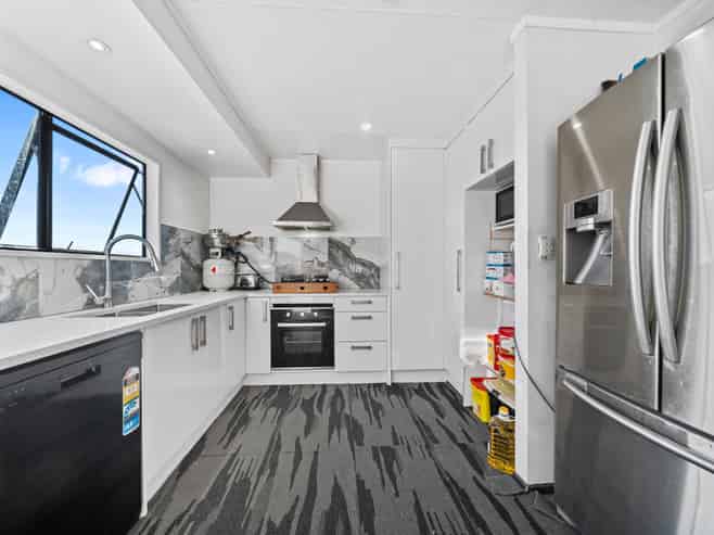 1/18 Frobisher Way, Manurewa