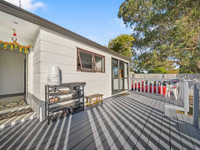 1/18 Frobisher Way, Manurewa