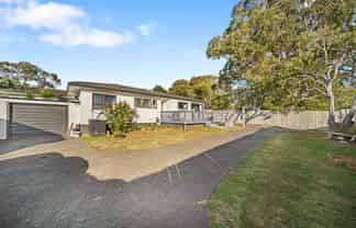 1/18 Frobisher Way, Manurewa