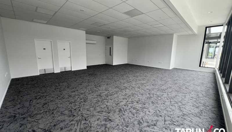 8F Chonny Crescent, Manurewa