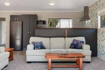 128B Karewa Parade, Papamoa