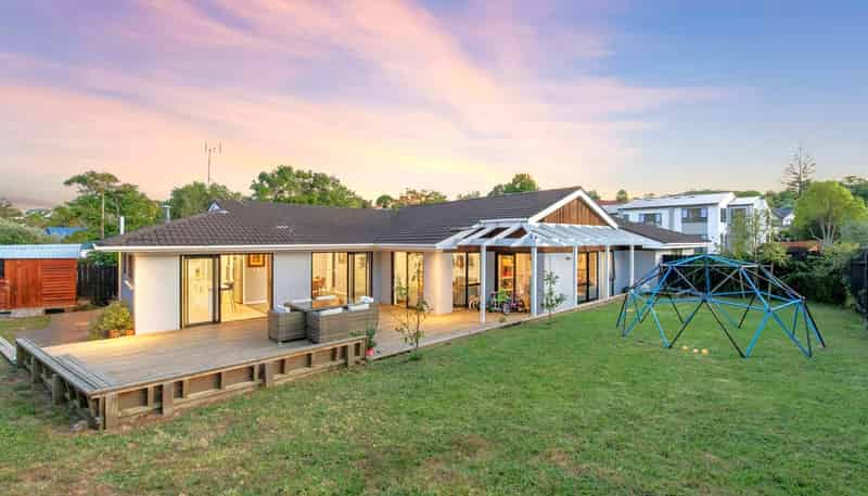 1 Celina Place, Browns Bay