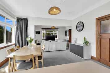 215 Riverslea Road South, Akina