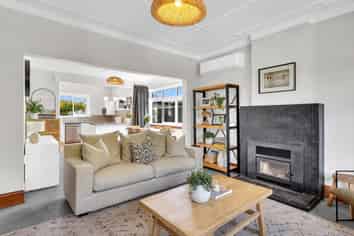 215 Riverslea Road South, Akina