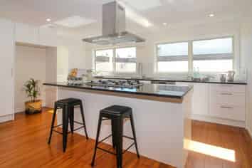 1/17 Onepoto Road, Takapuna