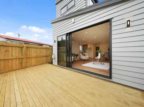 Lot 1-6/14 Hillsborough Road, Hillsborough