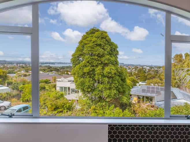 4/70 Raleigh Road, Northcote