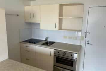 2D/18 Ronwood Avenue, Manukau