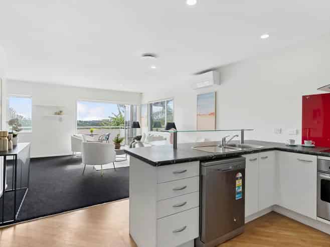 1/48A Exmouth Road, Northcote