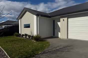 5 Lampton Street, Richmond