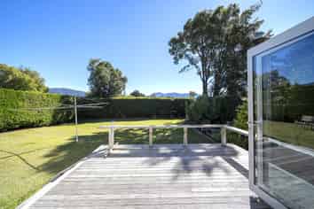 221 Milford Road, Te Anau