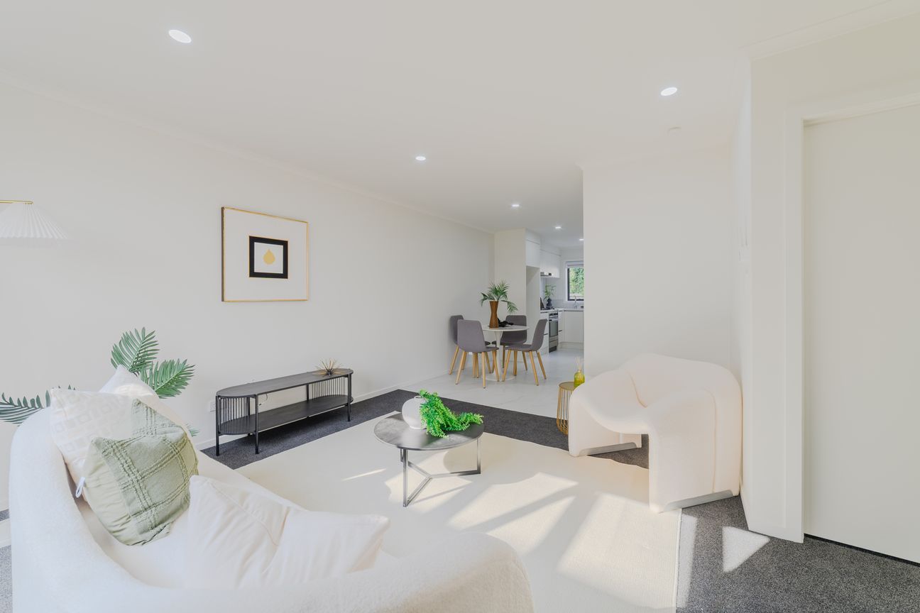 Brand new, Freehold, Exceptional Value - Bild 3
