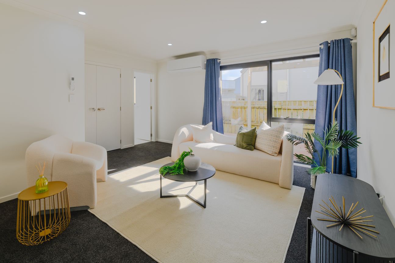 Brand new, Freehold, Exceptional Value - Bild 4