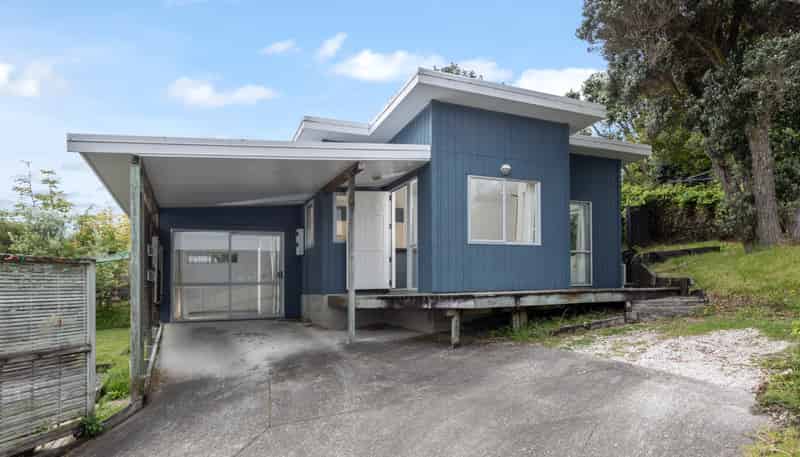 A/18 Totaravale Drive, Totara Vale