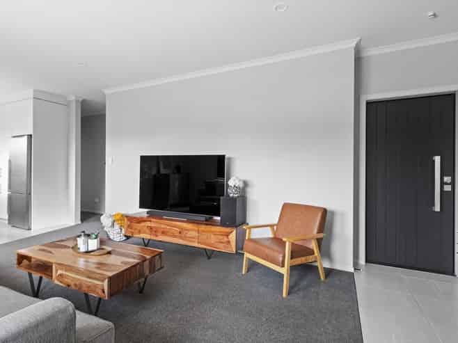 2A Carey Street, Maeroa