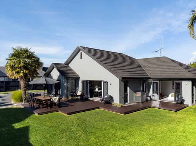 9 Bayswater Court, Huntington