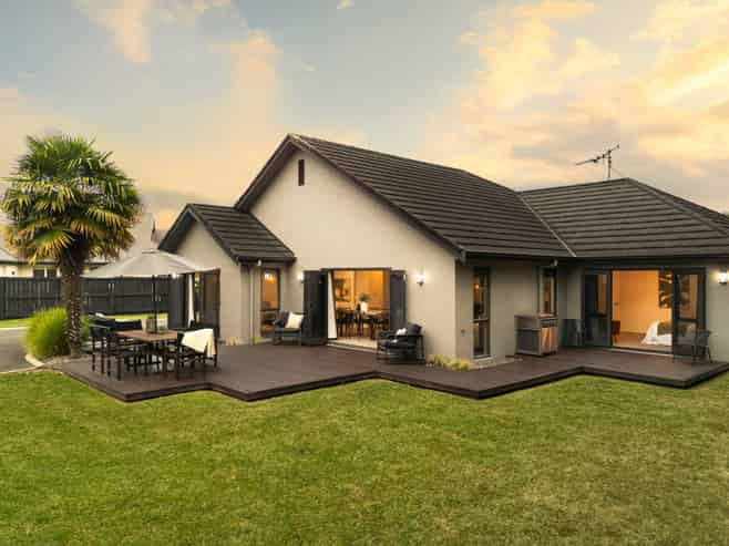 9 Bayswater Court, Huntington