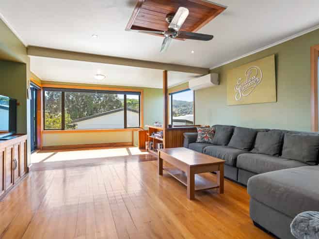 221B Hetherington Road, Whangamata