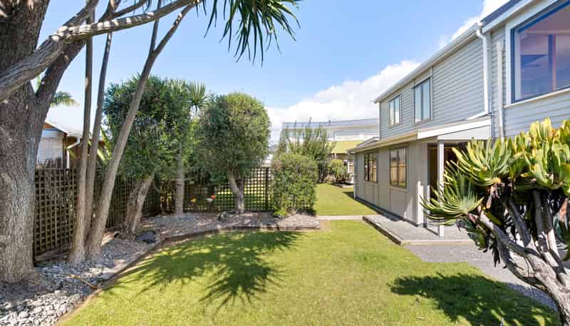 221B Hetherington Road, Whangamata