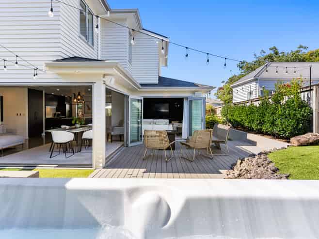 10 Rockfield Road, Ellerslie