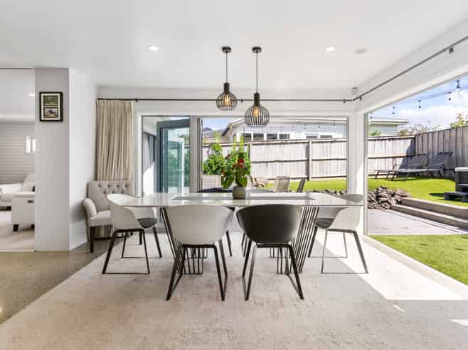 10 Rockfield Road, Ellerslie