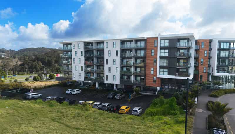 323/3 Kaipiho Lane, Albany