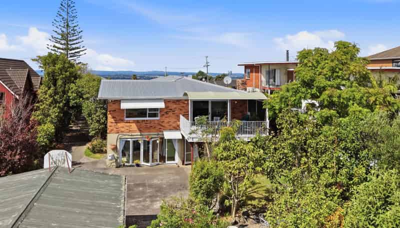 1377B Dominion Extension Road, Mount Roskill