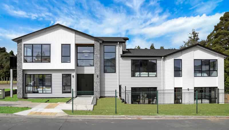 2 Hughs Way, Flat Bush