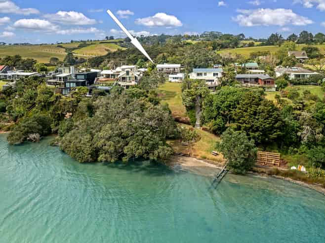 13 Okura River Road, Okura