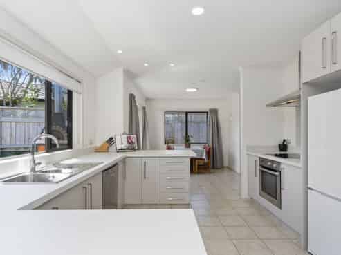 176 Hollister Lane, Ohauiti