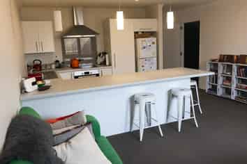 2/105 Nixon Street, Hamilton East