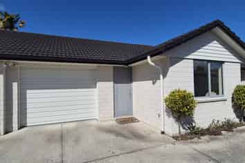 2/105 Nixon Street, Hamilton East