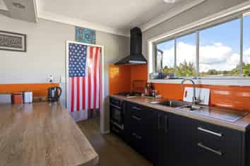 54A Mount View Drive, Mangakakahi