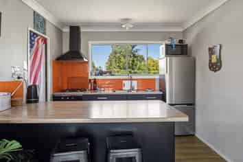 54A Mount View Drive, Mangakakahi