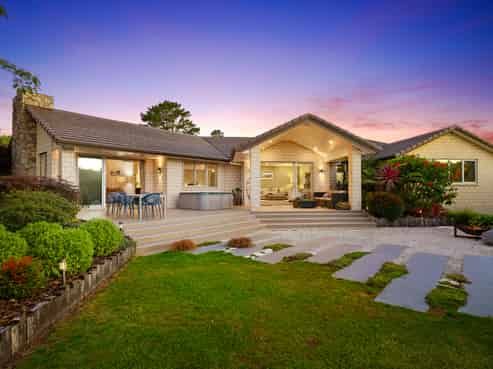 21 Carter Road, Oratia