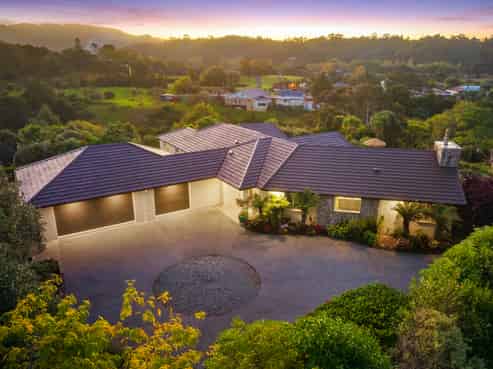 21 Carter Road, Oratia