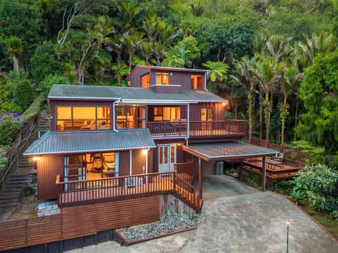 54 Wood Bay Road, Titirangi