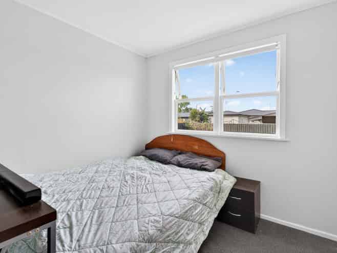 1B Fleming Crescent, Maraenui