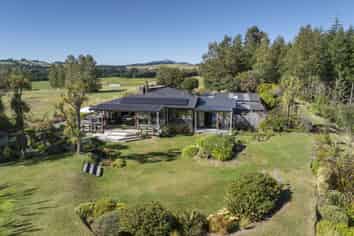 423A Te Anau Mossburn Highway, Te Anau
