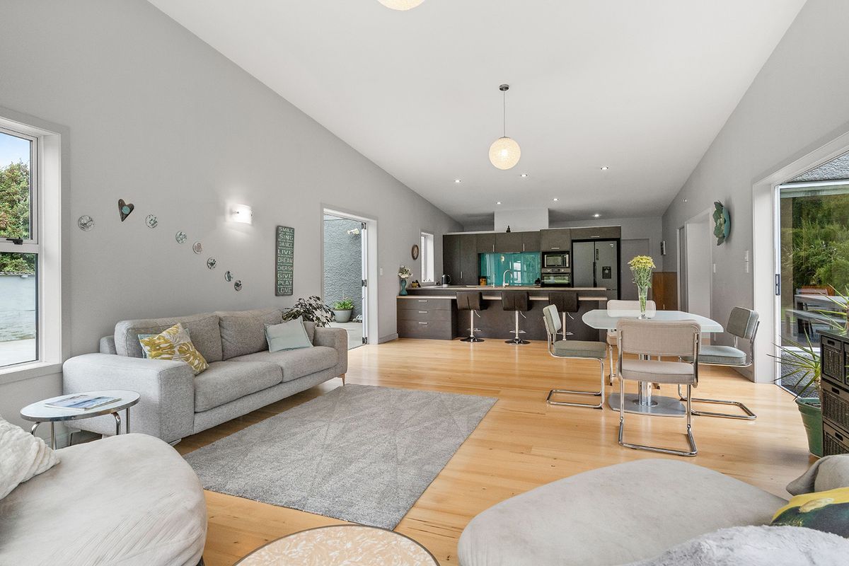 Lifestyle Living with an Art Deco Twist - Więcej