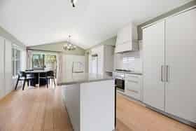 2/18 The Glade, Papamoa