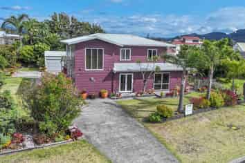 402 Williamson Road, Whangamata