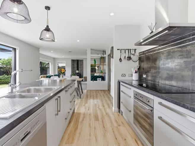 48 Shadbolt Lane, Rolleston