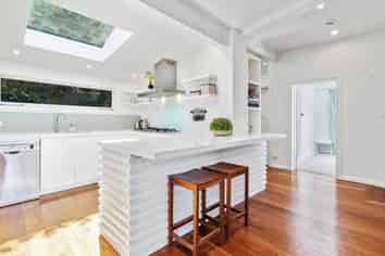 72 Owhiro Bay Parade, Owhiro Bay