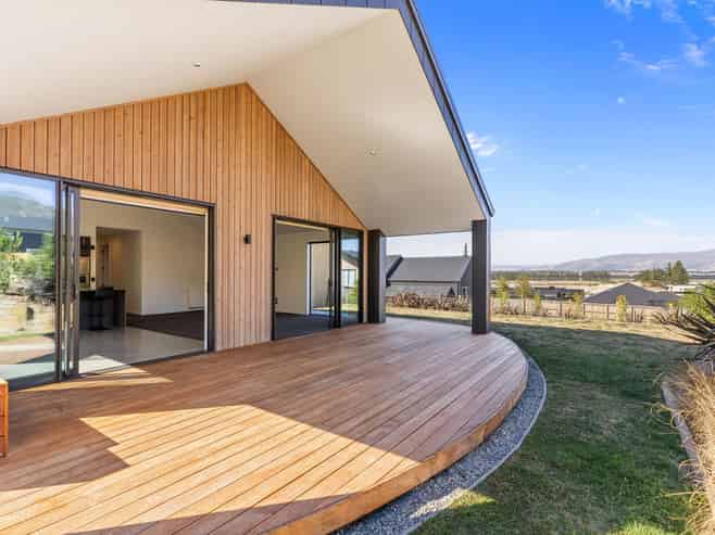 13 Magpie Place, Lake Hawea